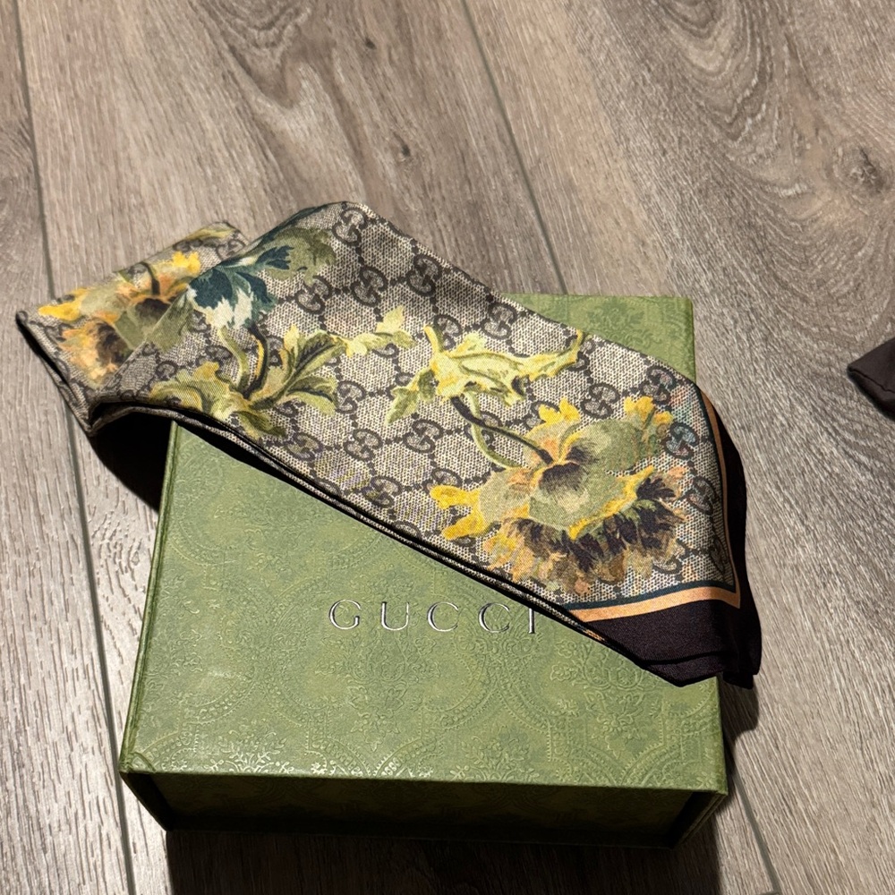 Gucci Yellow and Green Floral Scarf